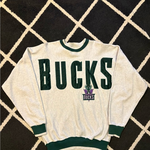 Legends Other - Vintage Legends Milwaukee Bucks Rare Crewneck Sweatshirt
